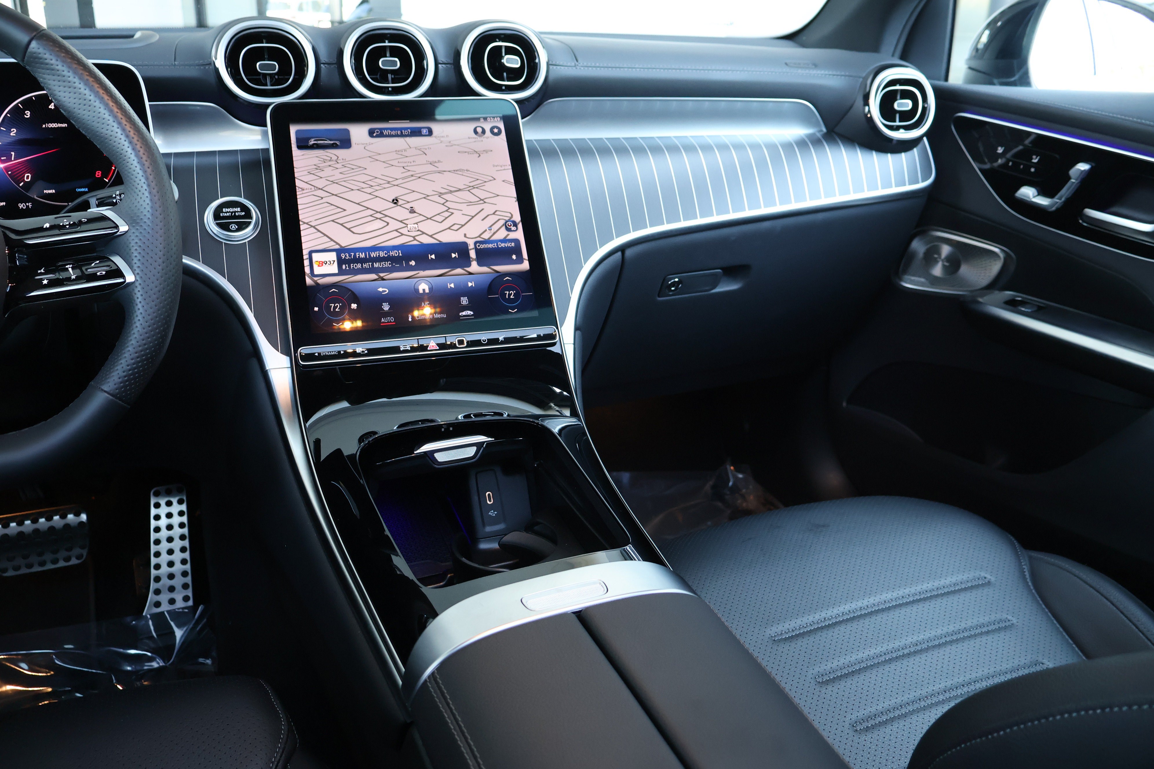 Certified 2024 Mercedes-Benz GLC 300 4MATIC image 22