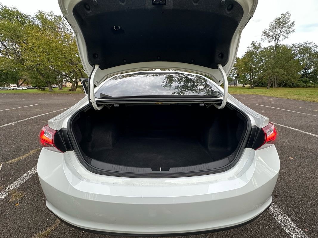 Used 2019 Chevrolet Malibu LT image 22