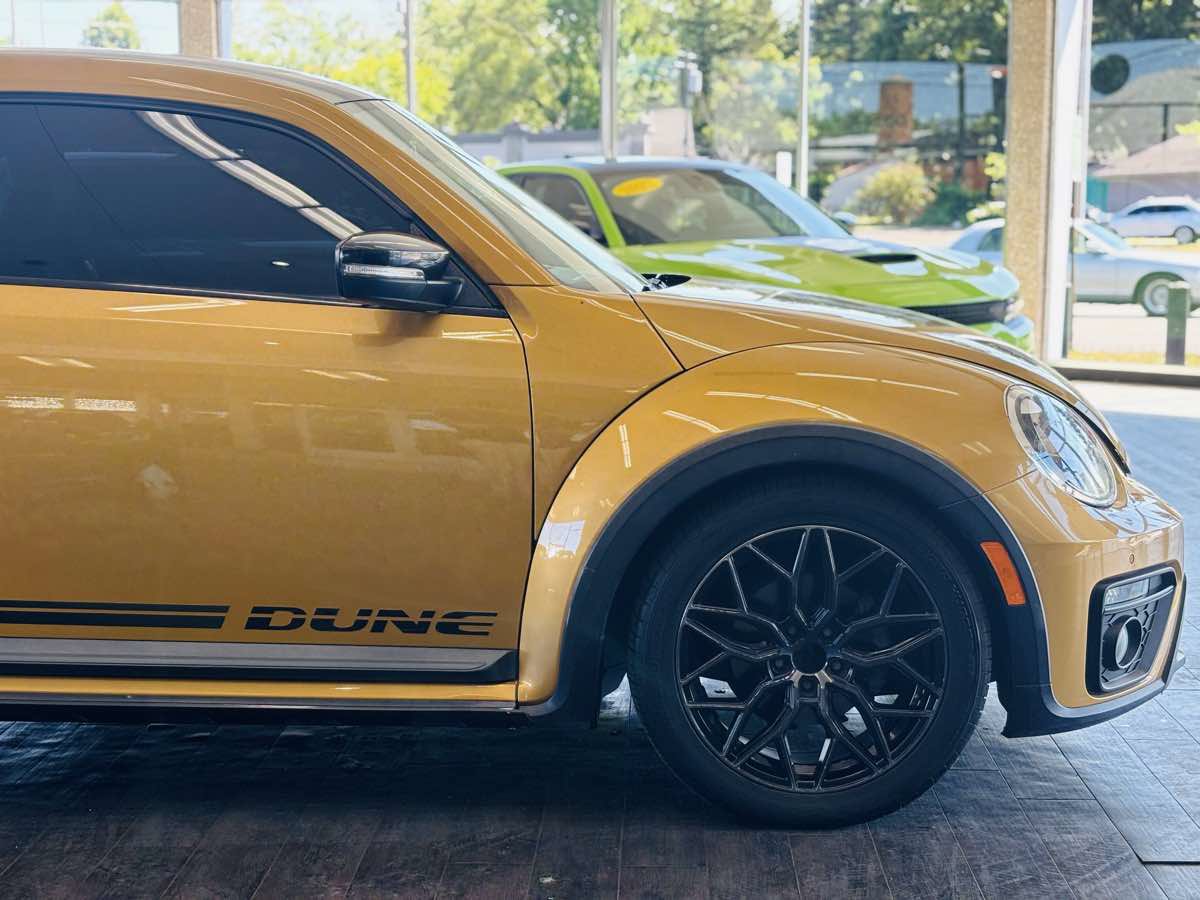 Used 2017 Volkswagen Beetle 1.8T Dune FWD image 5