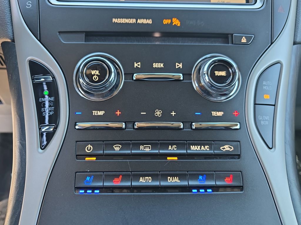 Used 2020 Lincoln Nautilus Reserve image 25