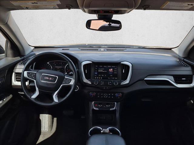 Used 2024 GMC Terrain SLT AWD/4WD image 18