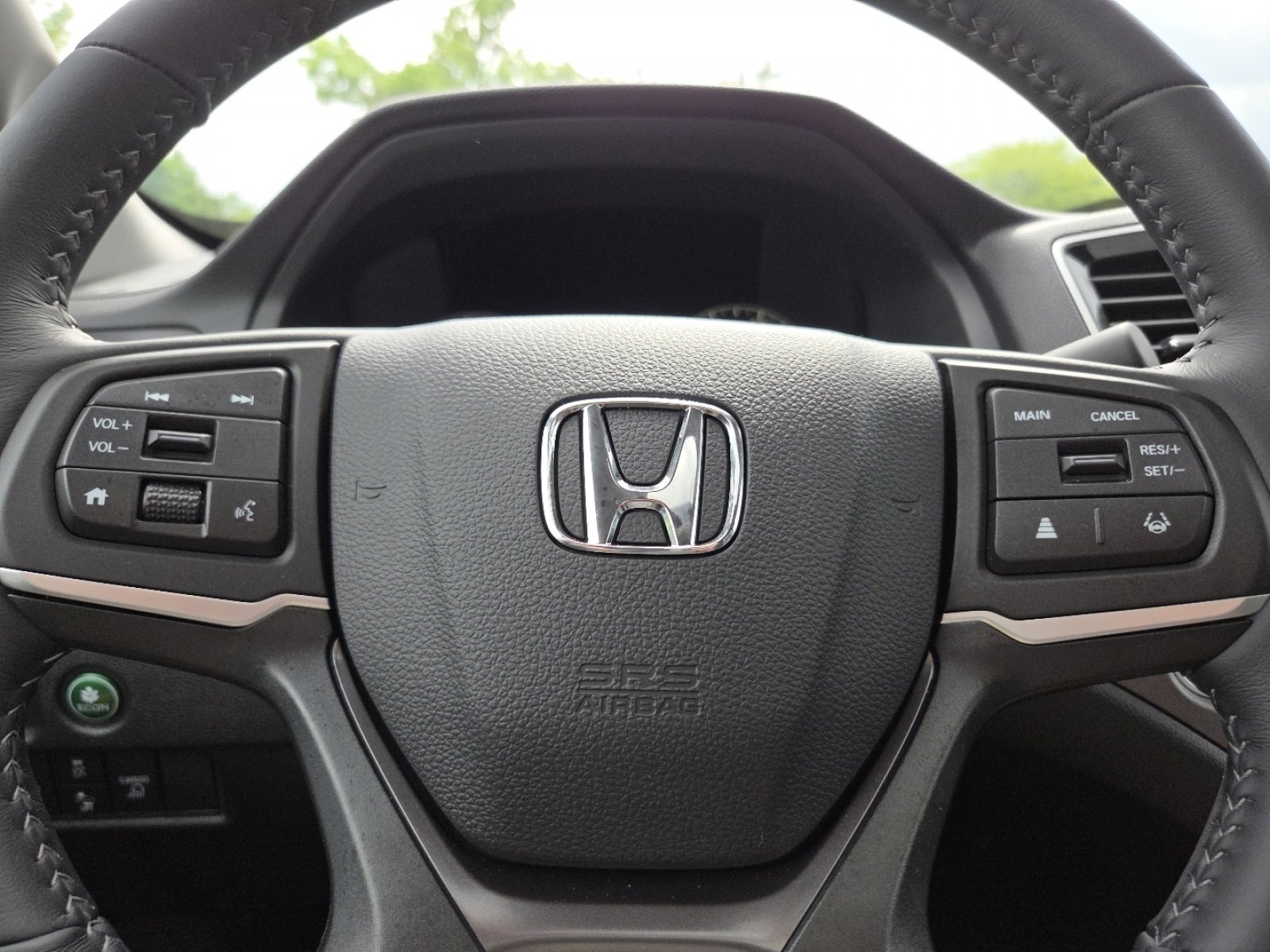 Certified 2025 Honda Ridgeline RTL image 32