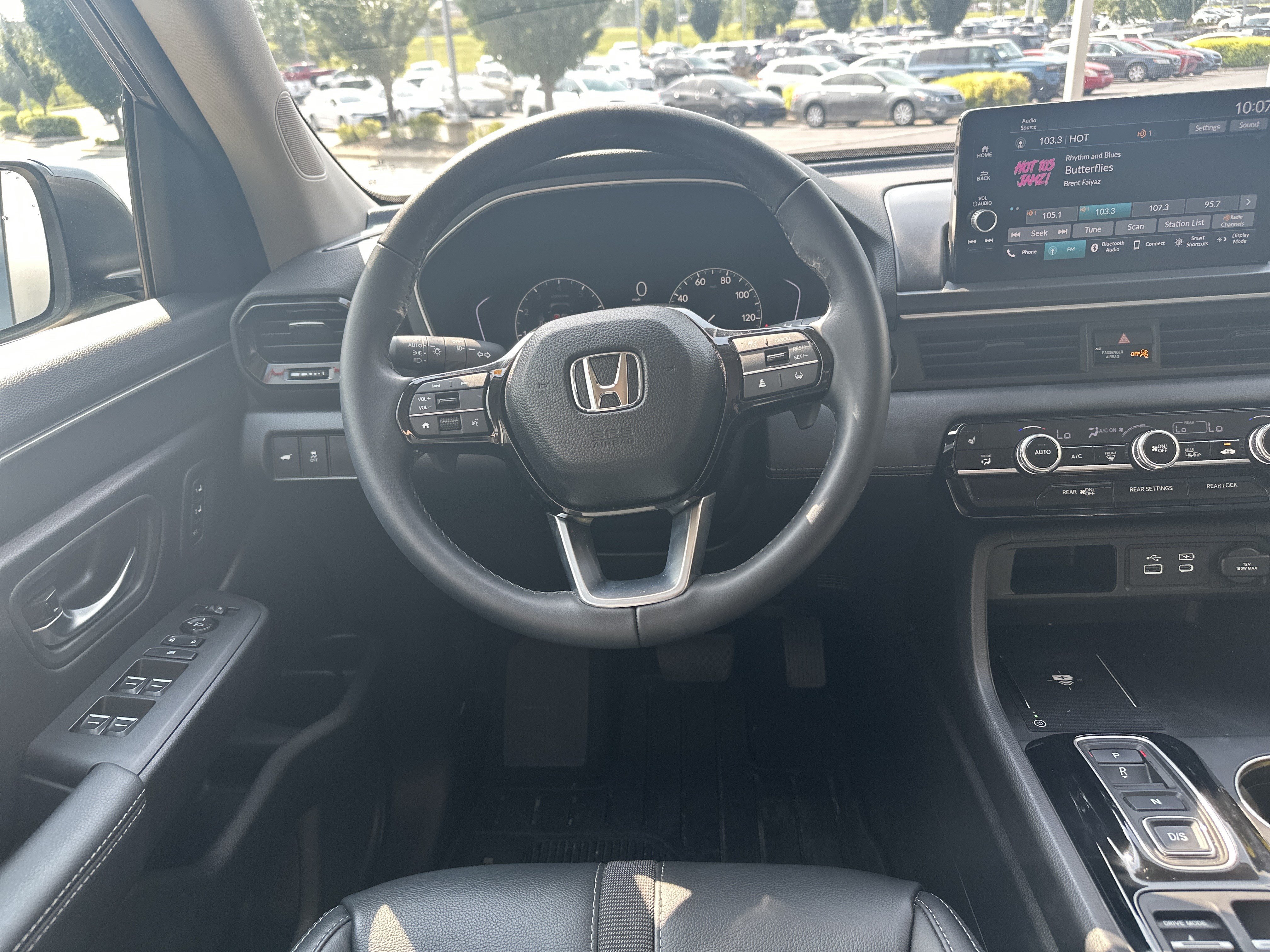 Used 2025 Honda Pilot EX-L image 16