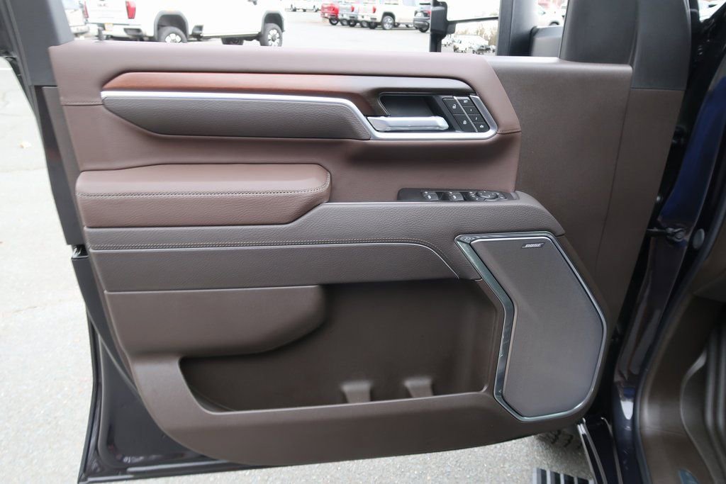 New 2026 GMC Sierra 2500 Denali w/ Denali Reserve Package image 13