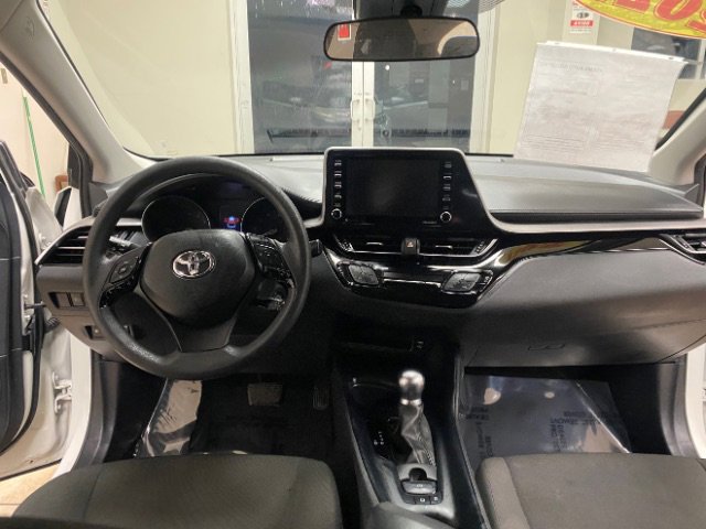 Used 2021 Toyota C-HR LE image 20