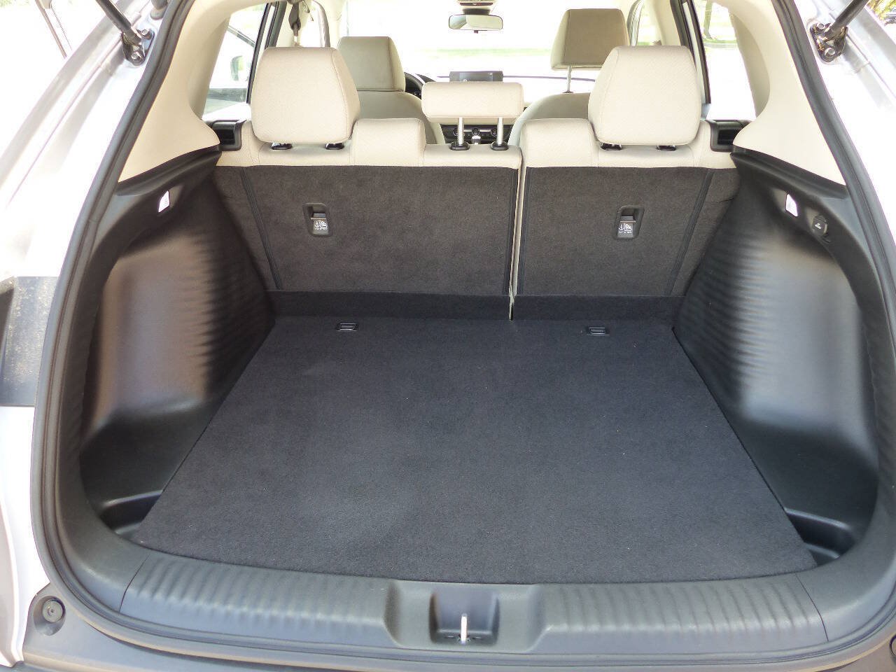 Used 2023 Honda HR-V LX image 37