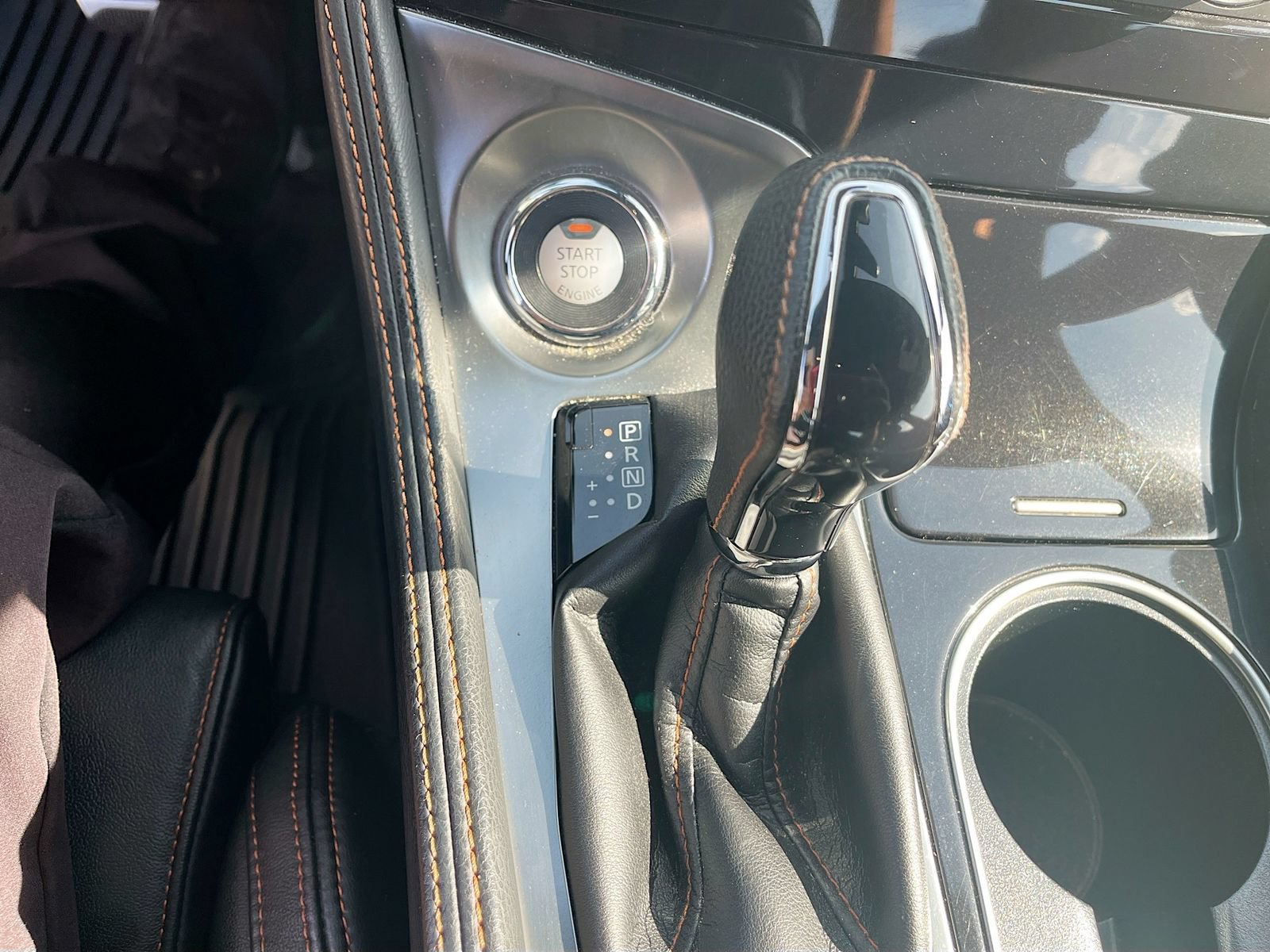 Used 2023 Nissan Maxima SR w/ Sport Mat Group FWD image 17