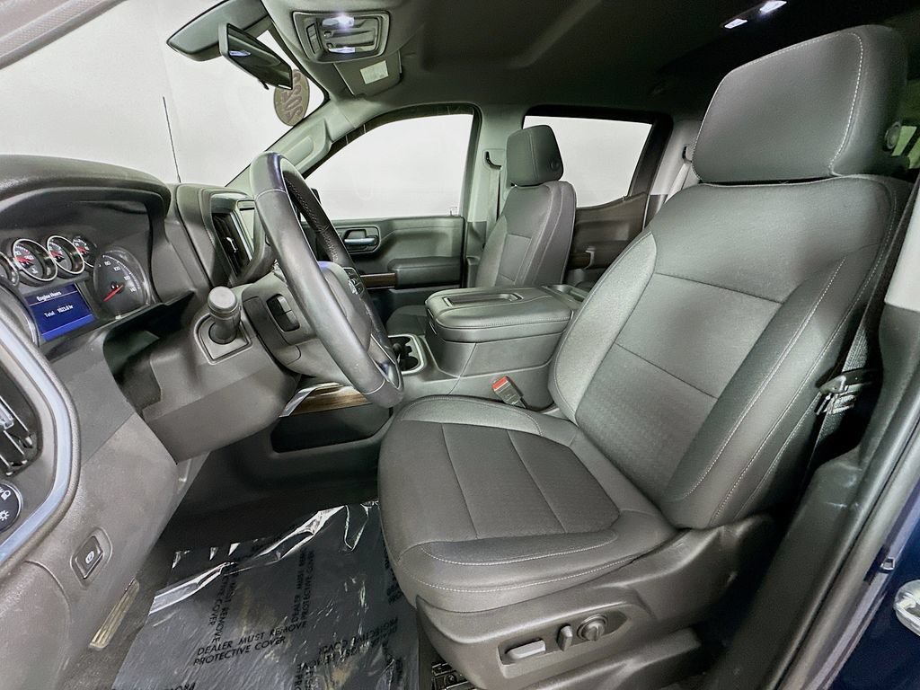 Used 2022 Chevrolet Silverado 1500 LT Trail Boss w/ Bed Protection Package AWD/4WD image 28