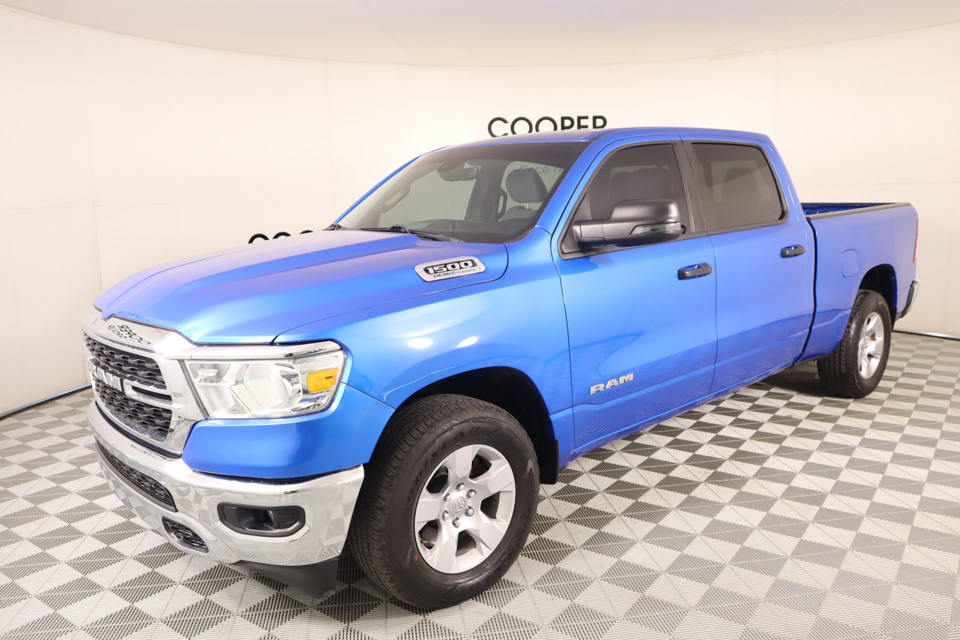 Used 2023 RAM 1500 Big Horn AWD/4WD image 10