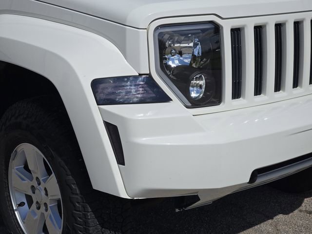 Used 2009 Jeep Liberty Sport w/ Popular Equipment Group image 9