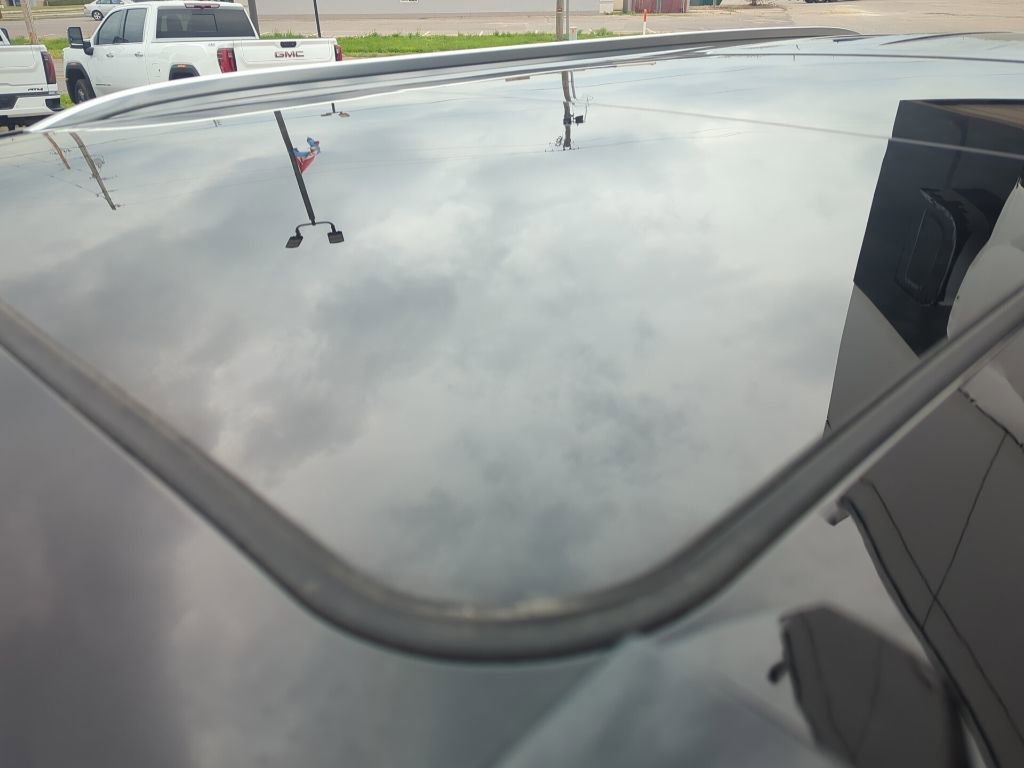 Used 2025 GMC Yukon Elevation w/ LPO, Elevation Black Package image 20