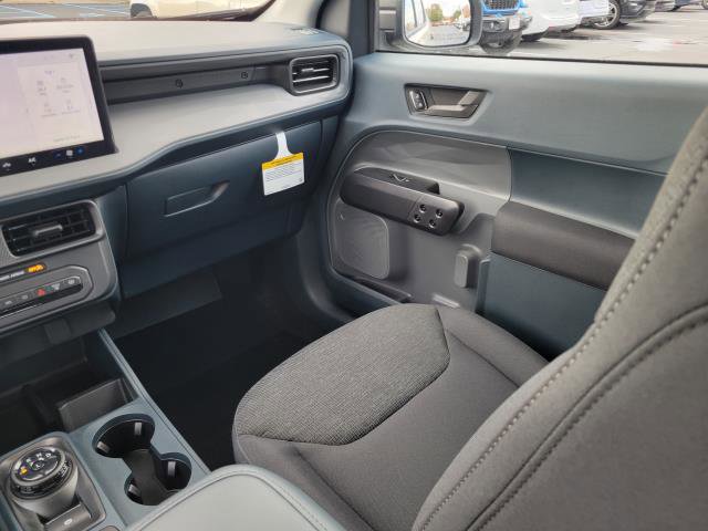 New 2025 Ford Maverick XL w/ Equipment Group 101A image 18