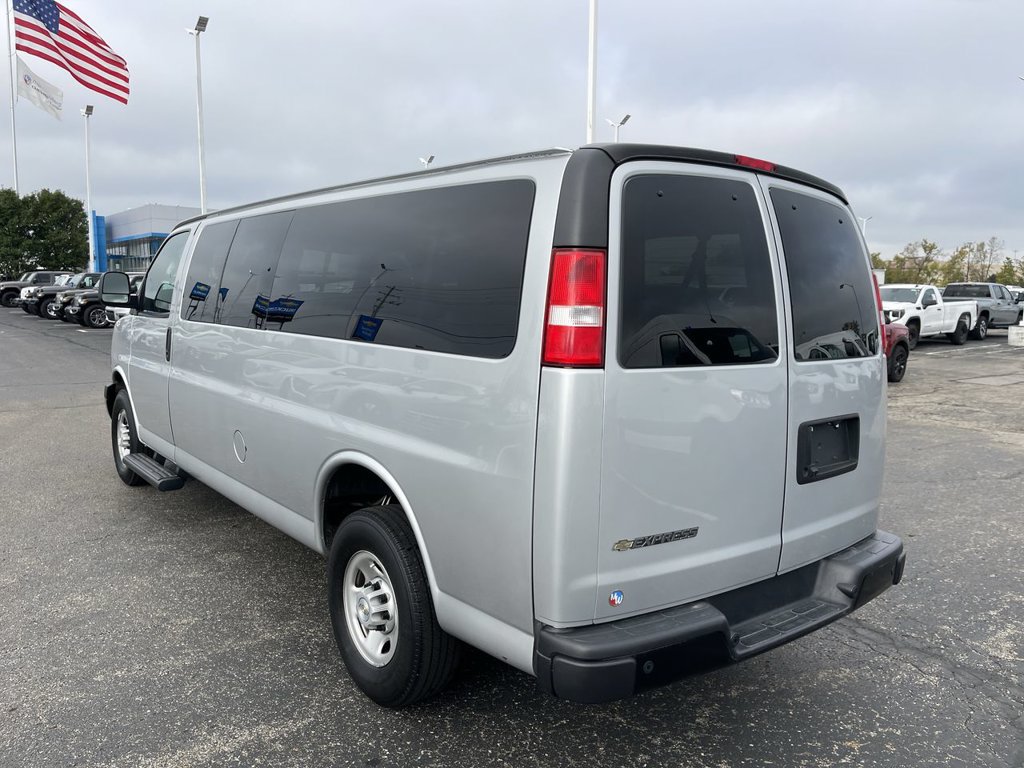 Used 2023 Chevrolet Express 3500 LS RWD image 12