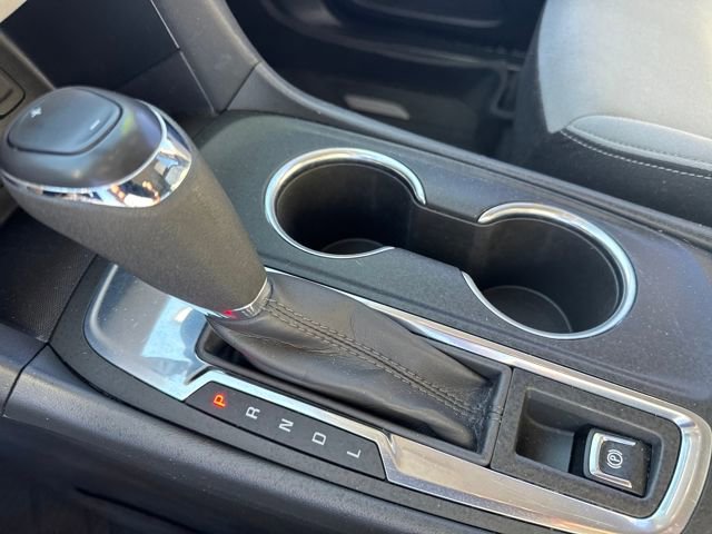 Used 2021 Chevrolet Equinox LS w/ LS Convenience Package image 18