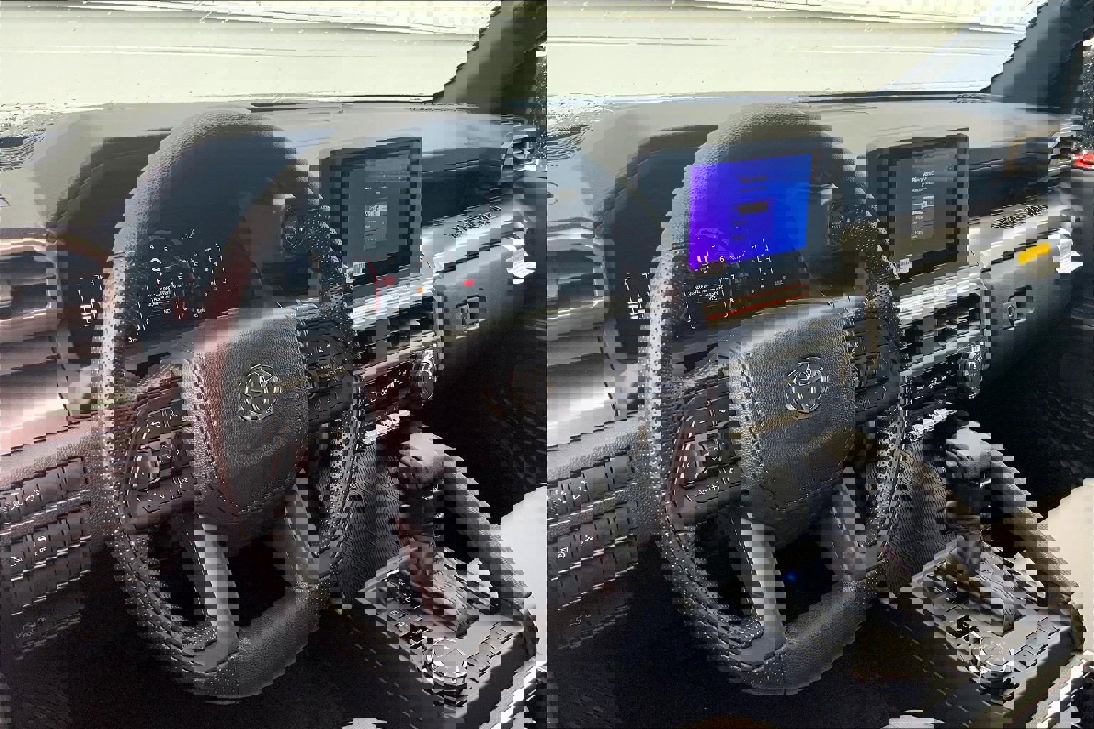 New 2025 Toyota Tacoma SR5 image 7