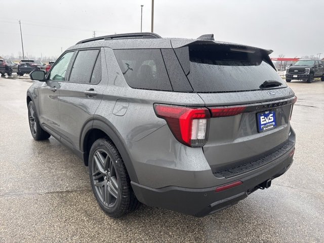 New 2026 Ford Explorer ST-Line w/ ST-Line Street Pack image 5