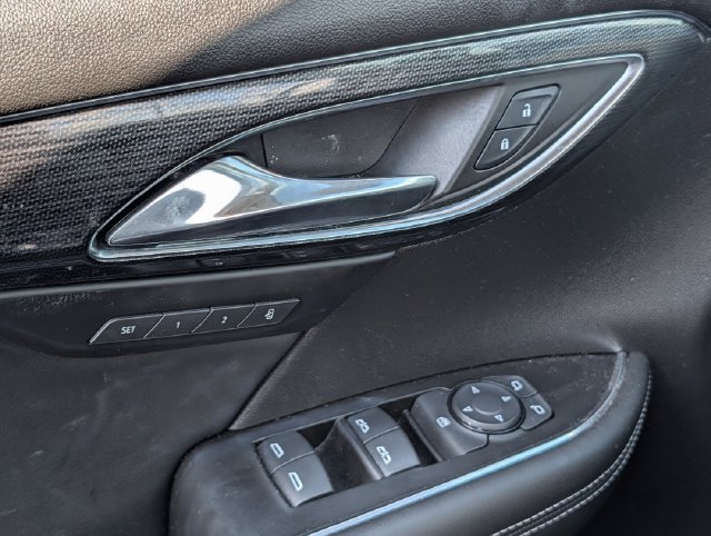 Used 2023 Buick Envision Essence w/ Sport Touring Package FWD image 20