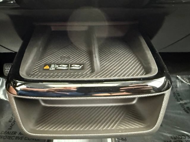 New 2027 Chevrolet Bolt RS w/ Super Cruise Package FWD image 36