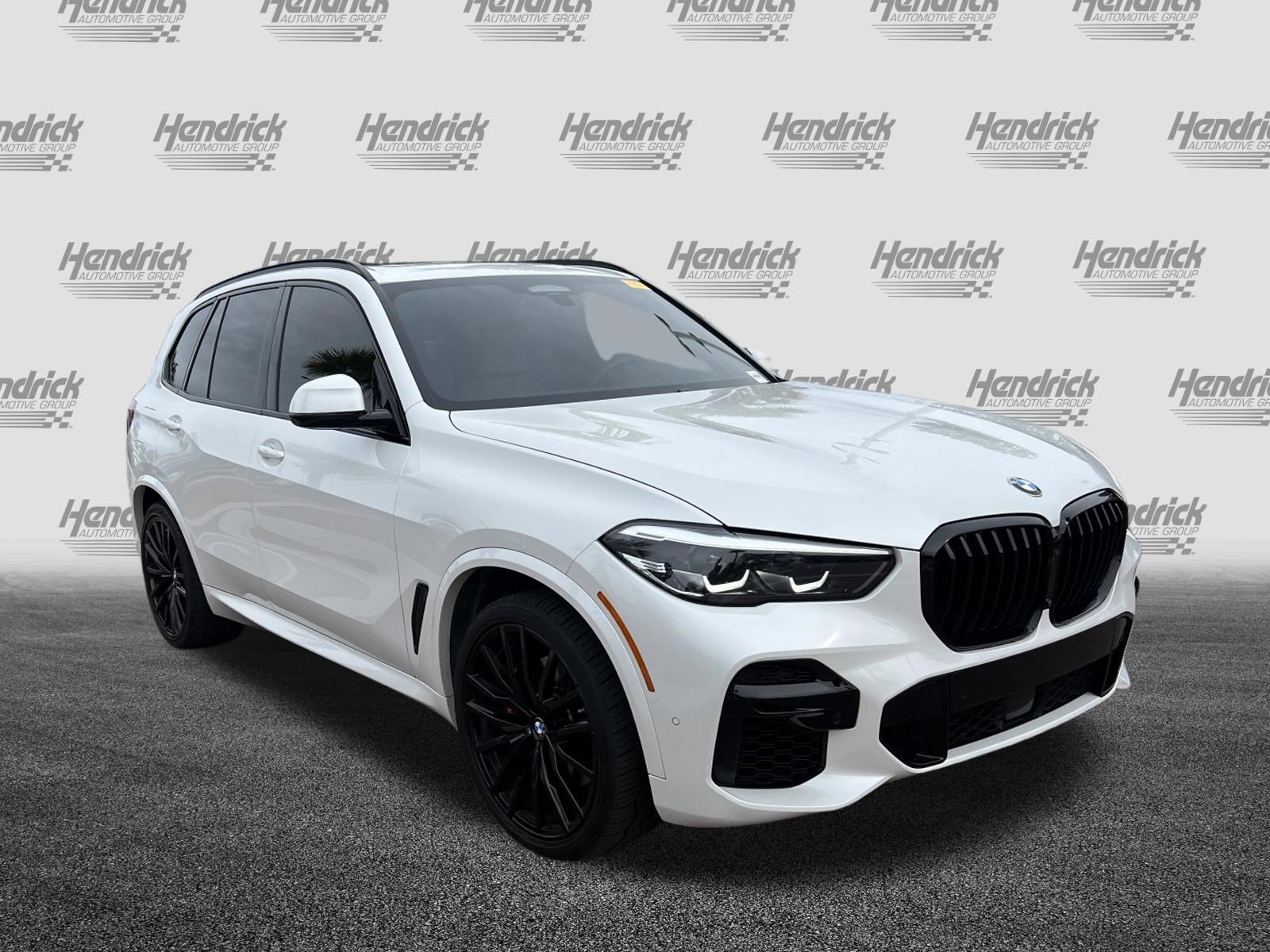 Certified 2023 BMW X5 sDrive40i w/ M Sport Package image 2