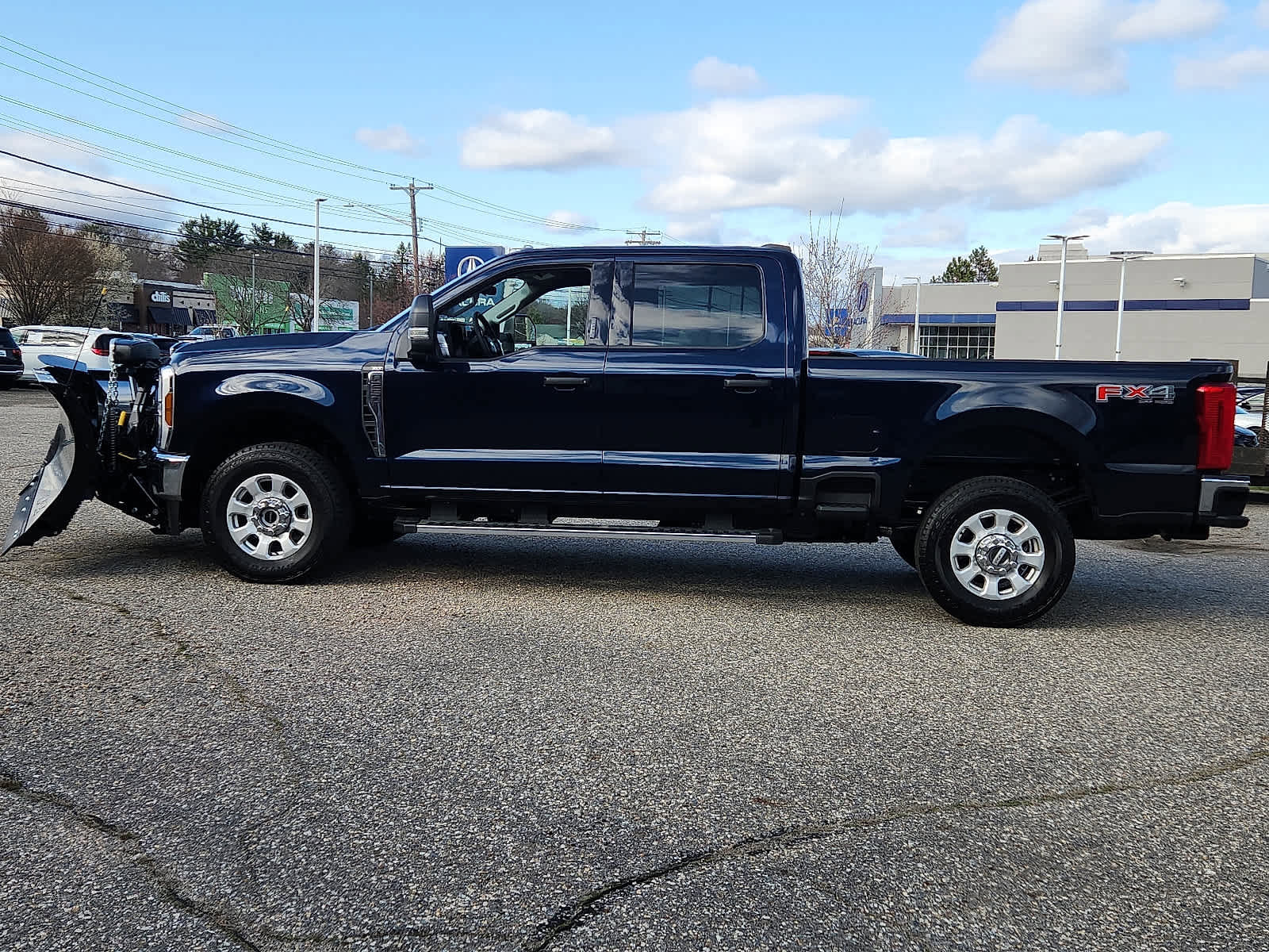 Used 2024 Ford F250 XLT w/ FX4 Off-Road Package image 8