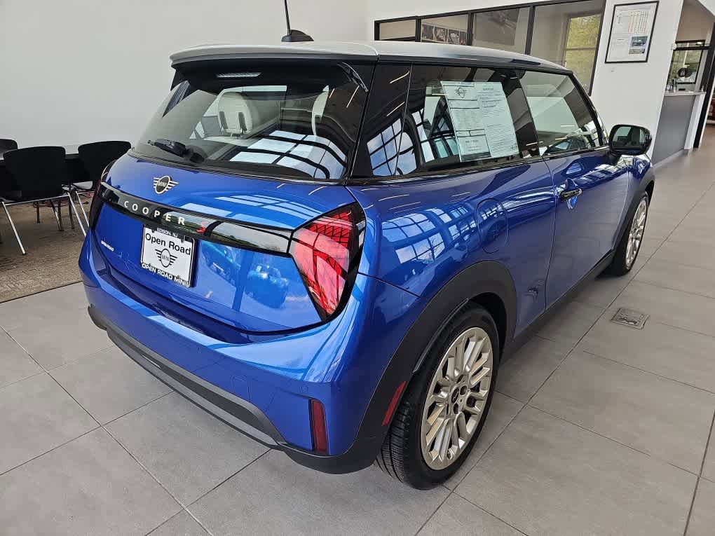 Used 2025 MINI Cooper S FWD image 3