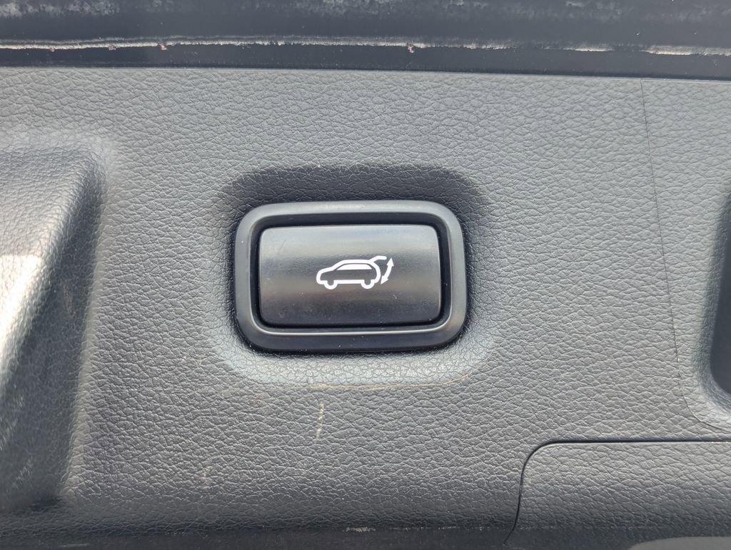 Used 2022 Hyundai Santa Fe SEL Convenience AWD/4WD image 32