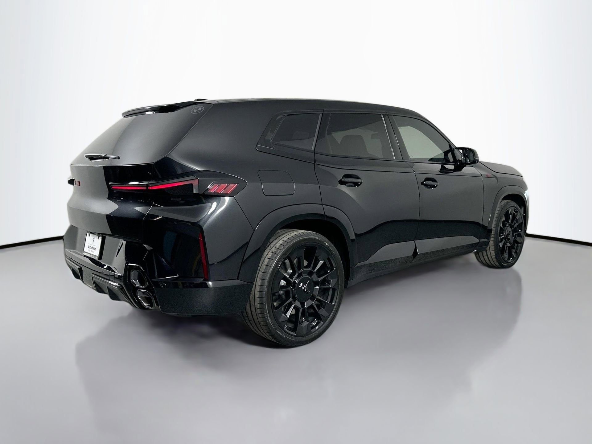 New 2026 BMW XM Label Red image 5