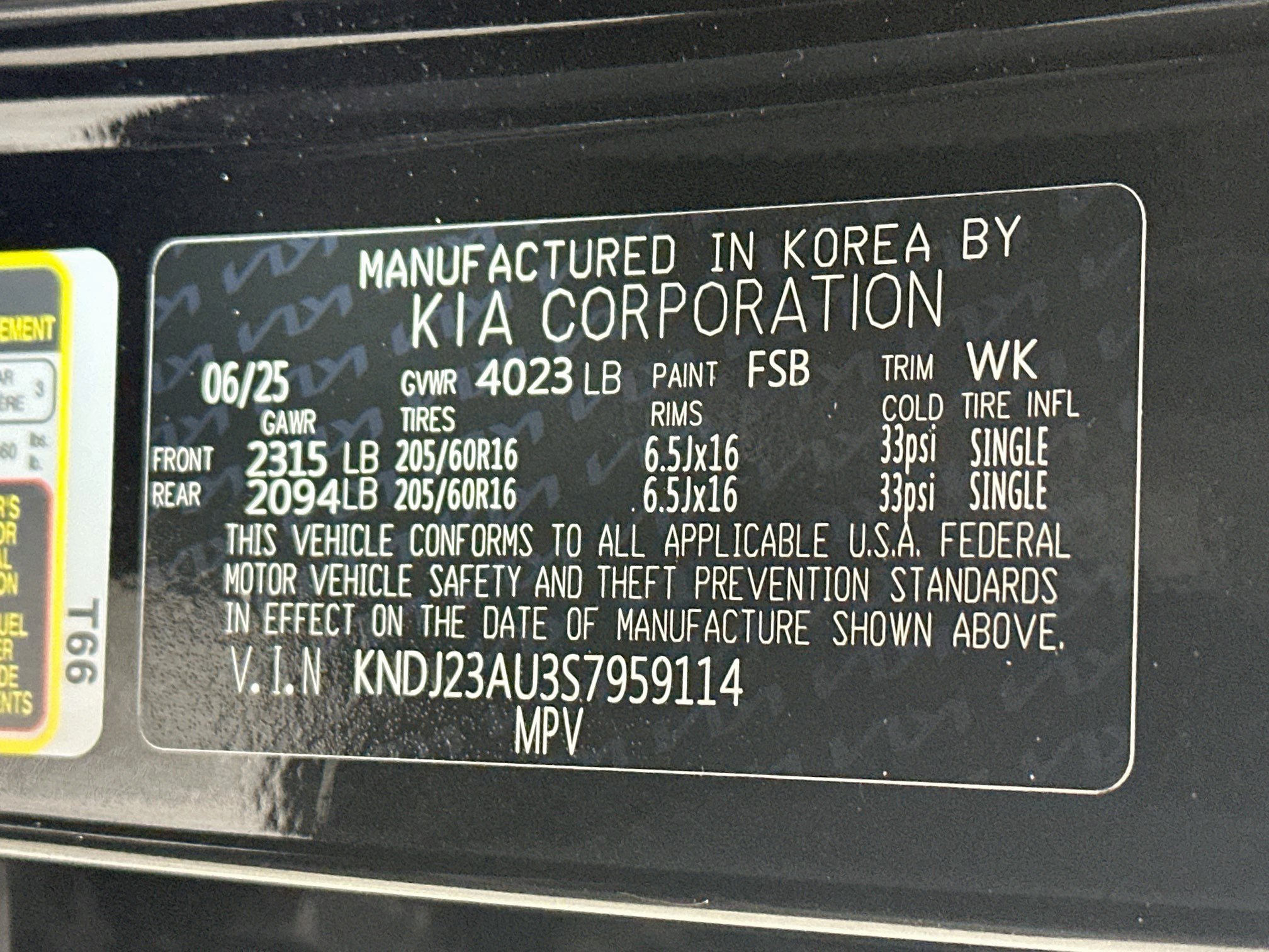 Certified 2025 Kia Soul LX w/ LX Technology Package FWD image 29