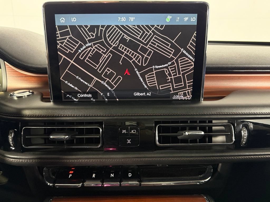 Used 2022 Lincoln Aviator Reserve w/ Equipment Group 201A AWD/4WD image 17