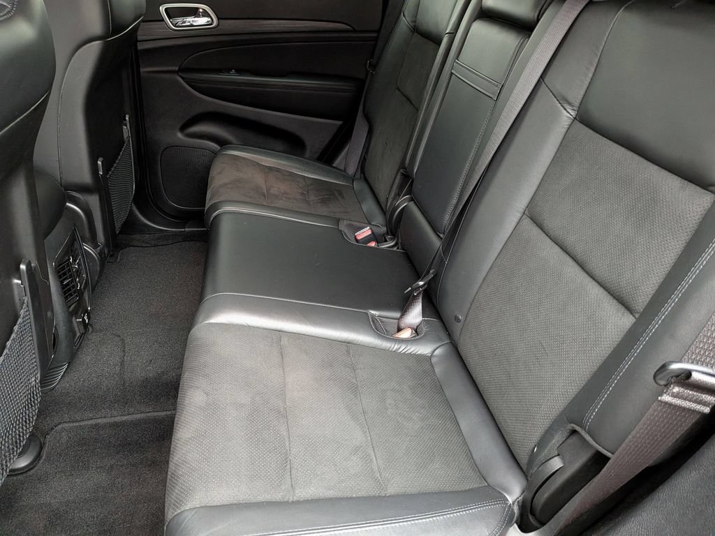 Used 2022 Jeep Grand Cherokee Laredo X AWD/4WD image 19