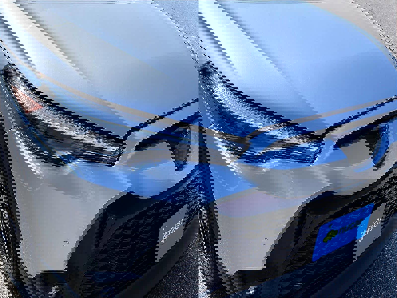 Used 2023 Toyota Corolla Cross XSE w/ Convenience Package image 32