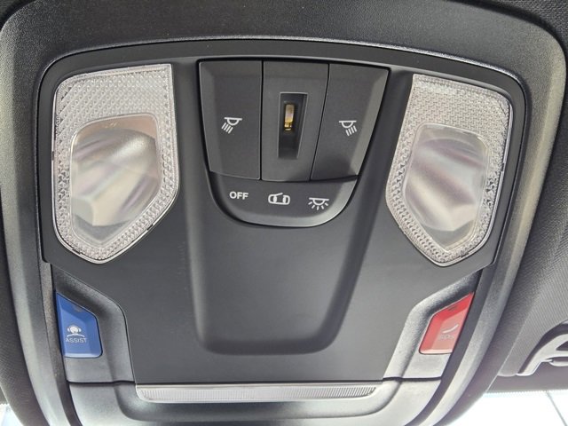 Used 2025 RAM 3500 Tradesman image 13