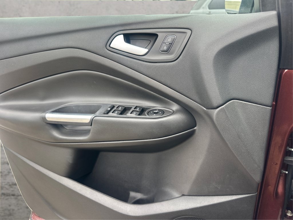 Used 2018 Ford Escape SE AWD/4WD image 28