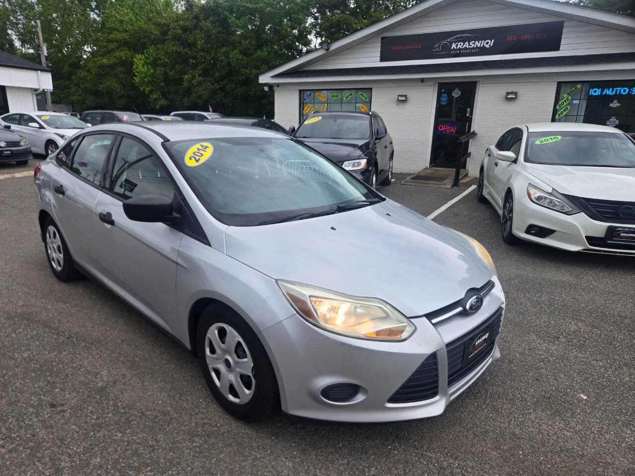 Used 2014 Ford Focus S FWD image 4