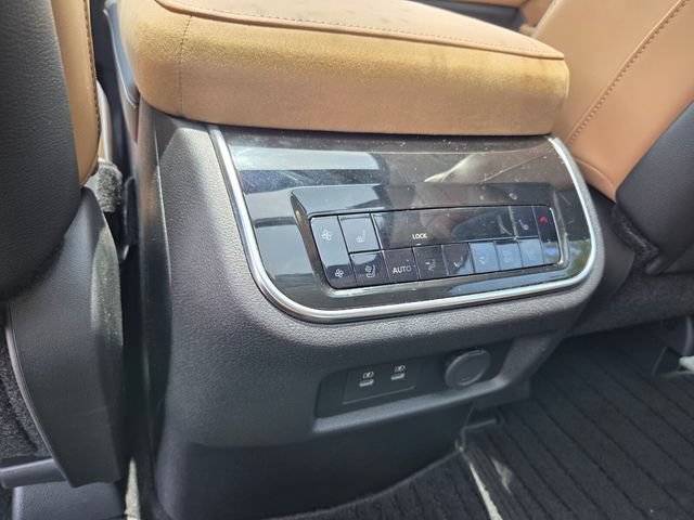 Certified 2026 INFINITI QX80 Luxe AWD/4WD image 16