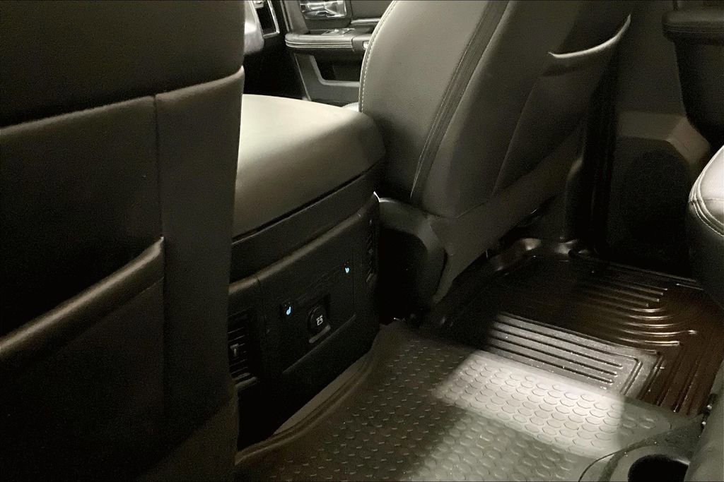 Used 2017 RAM 1500 Laramie image 11