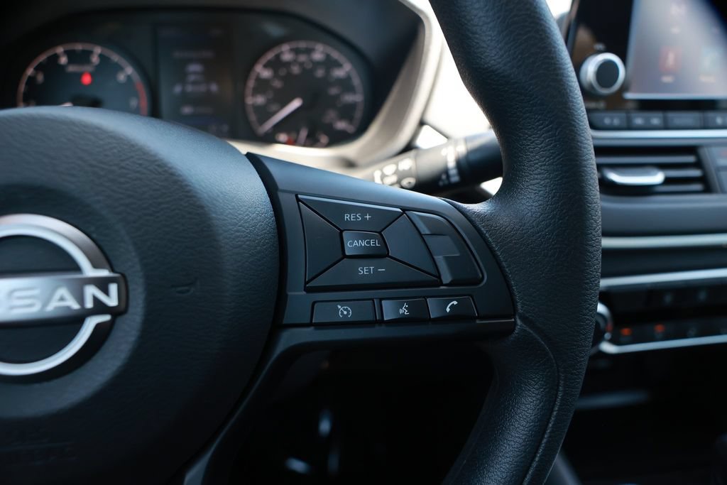 Used 2023 Nissan Altima 2.5 S FWD image 24