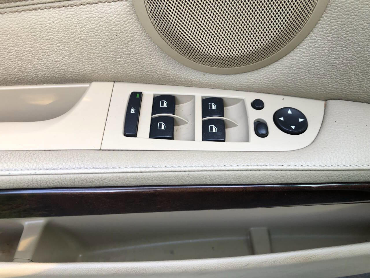 Used 2012 BMW 328i xDrive Wagon image 19