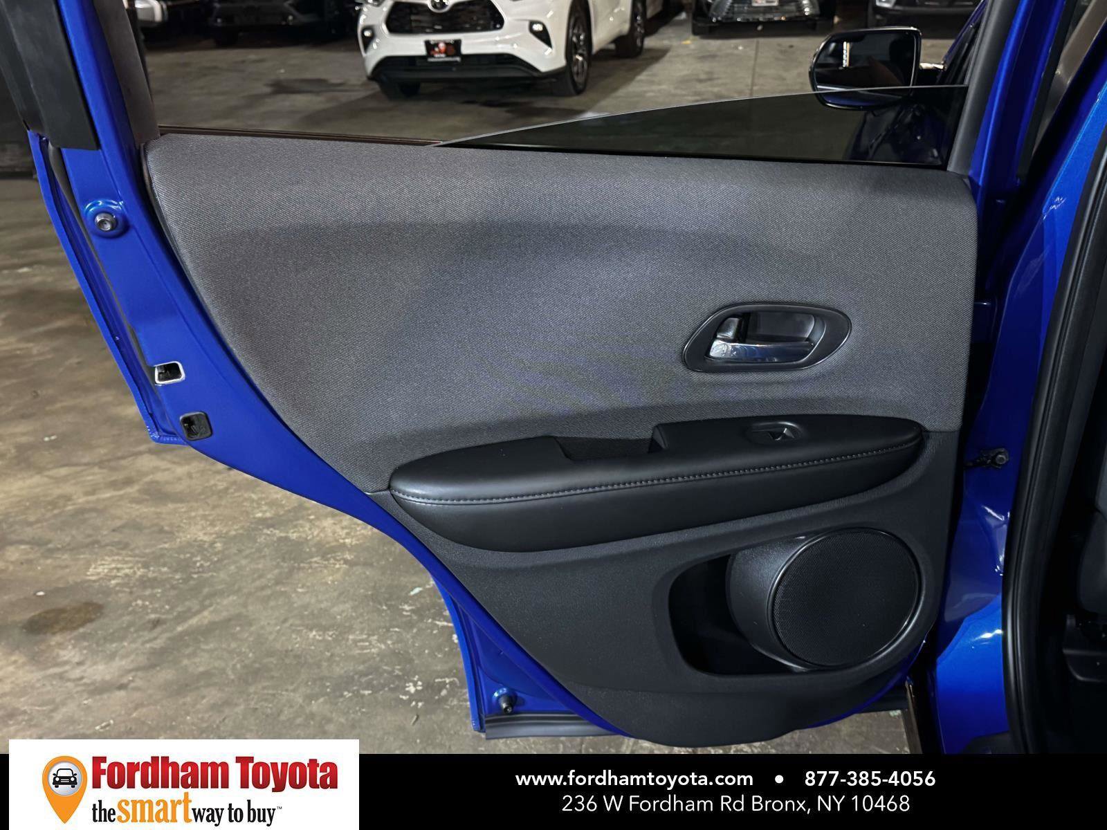 Used 2021 Honda HR-V Sport image 11