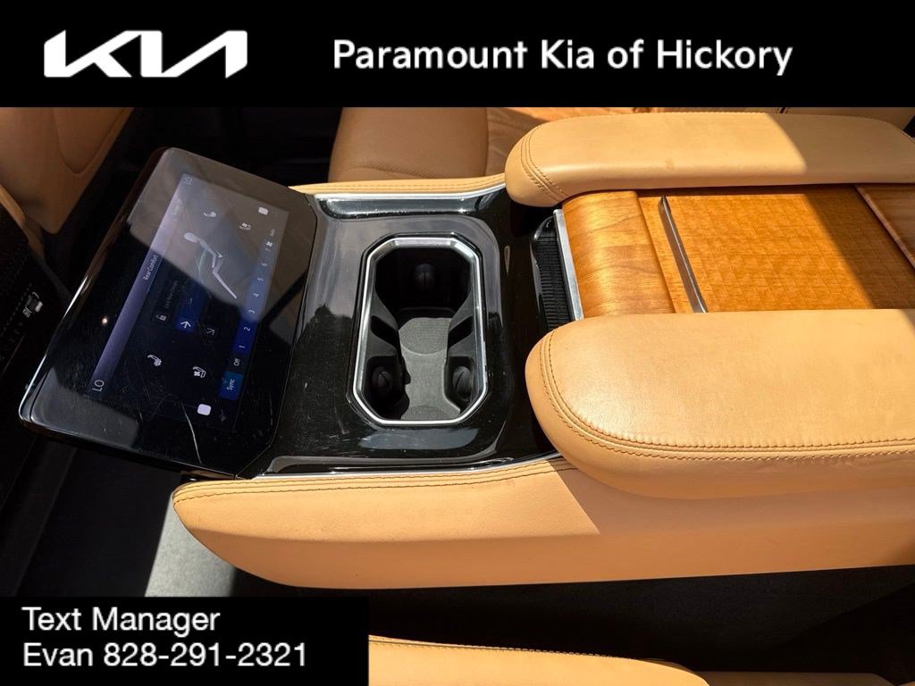 Used 2022 Jeep Grand Wagoneer Series III AWD/4WD image 20