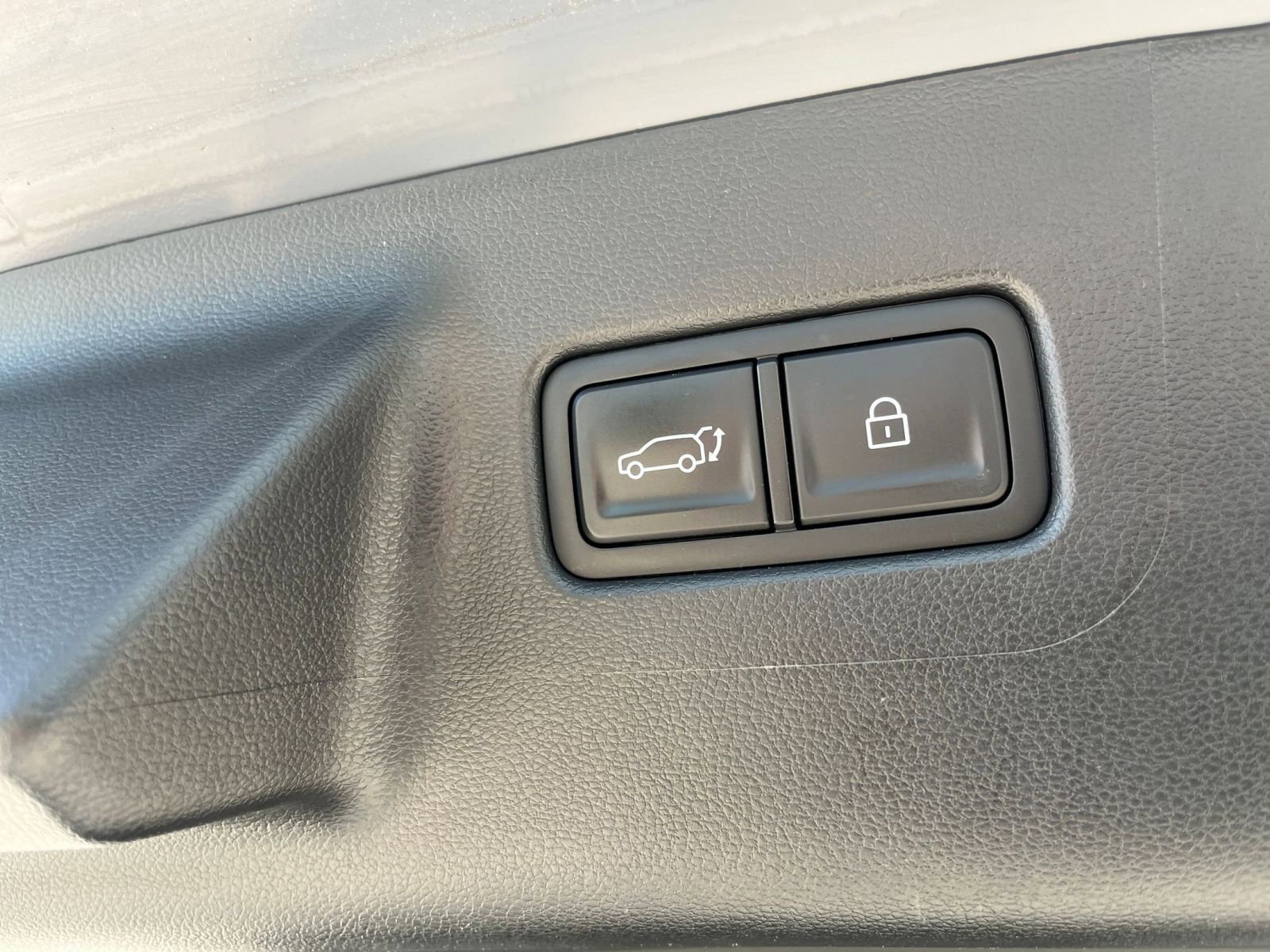 Used 2025 Hyundai Santa Fe SEL image 23