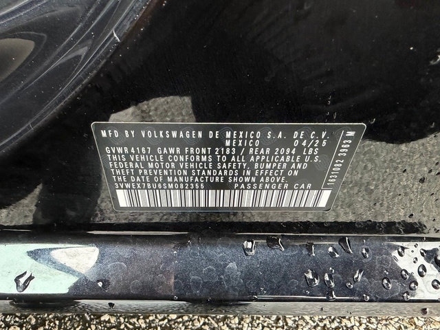 Used 2025 Volkswagen Jetta SE FWD image 21