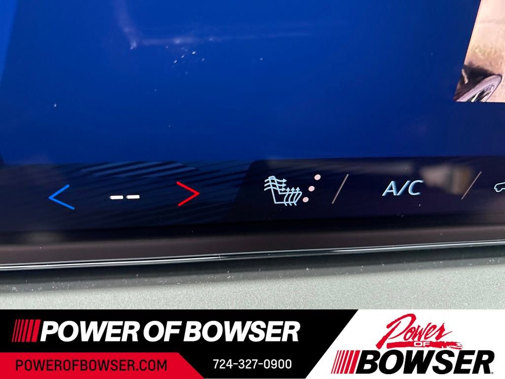 New 2026 Chevrolet Traverse LT w/ Driver Confidence Package image 9