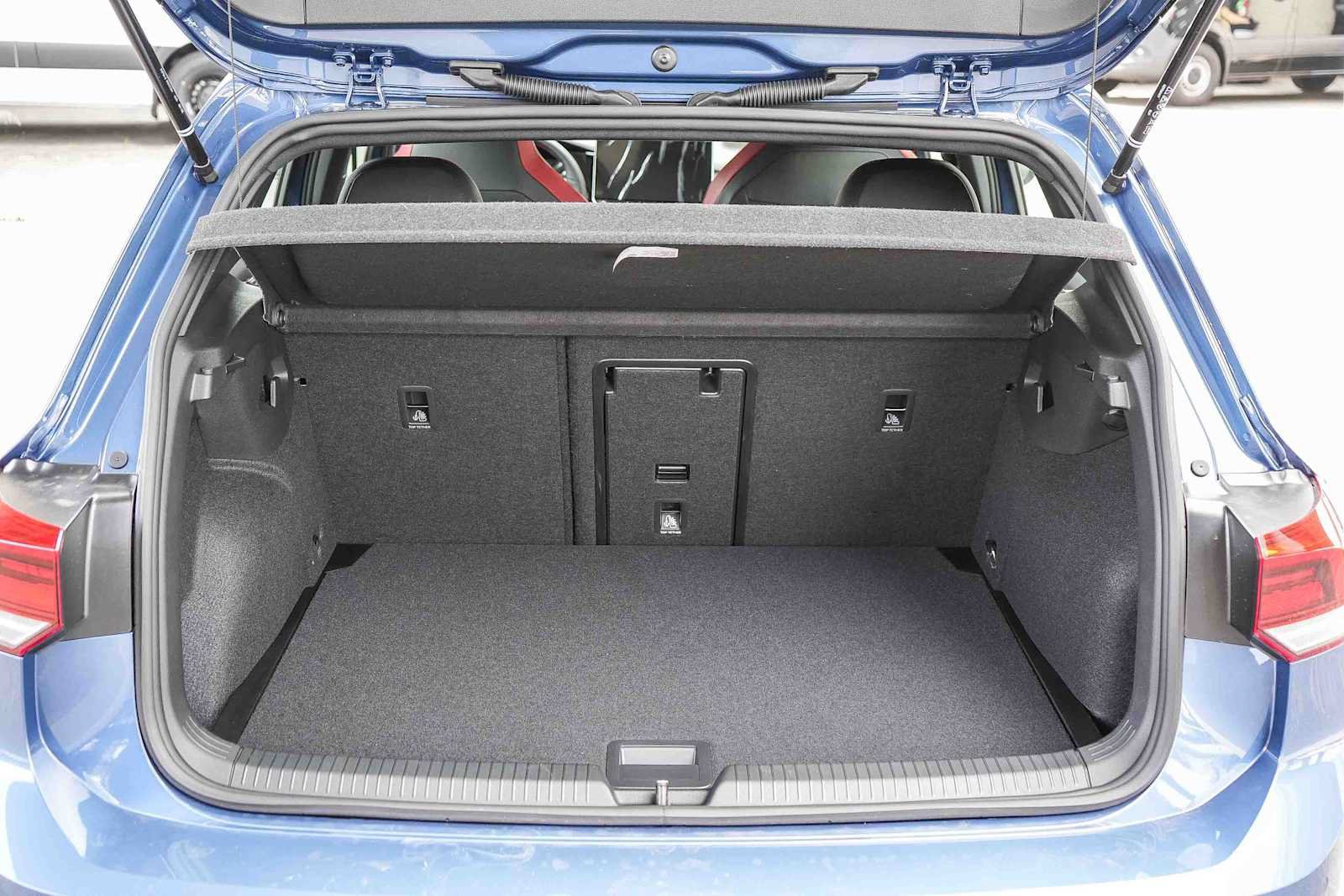 New 2026 Volkswagen GTI SE FWD image 12