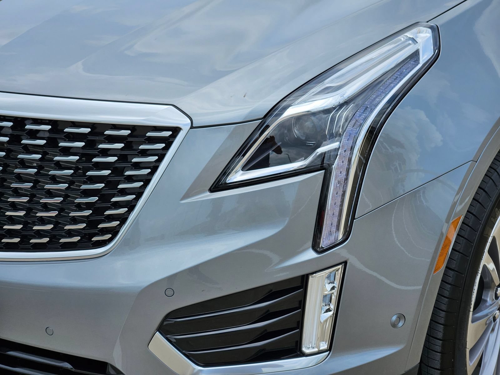 New 2026 Cadillac XT5 Premium Luxury w/ Driver Assist Package FWD image 10