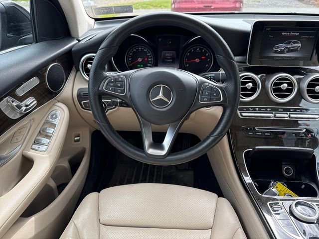 Used 2017 Mercedes-Benz GLC 300 4MATIC image 19