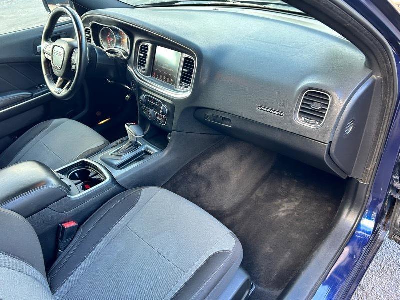 Used 2015 Dodge Charger SXT w/ Rallye Group image 38