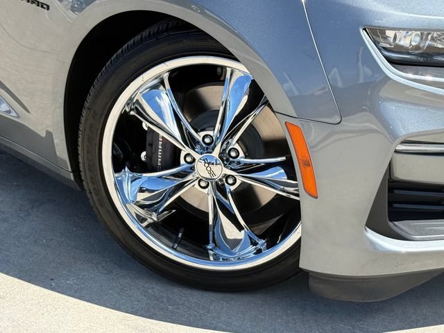 Used 2022 Chevrolet Camaro SS RWD image 2