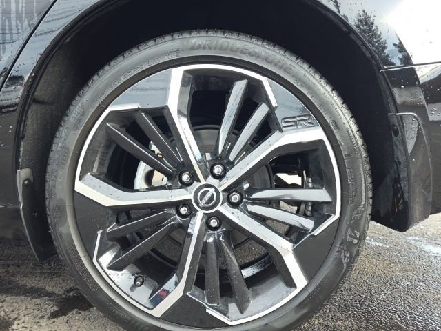 Certified 2023 Nissan Altima 2.5 SR image 11