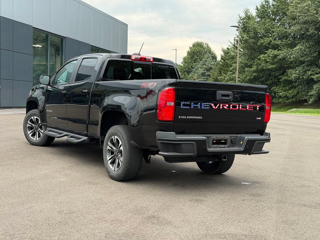 Used 2022 Chevrolet Colorado Z71 AWD/4WD image 4
